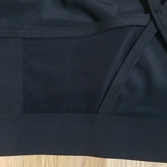 𝅺all In Motion Bra Pullover Low Impact Black Size Medium - Picture 7 of 9